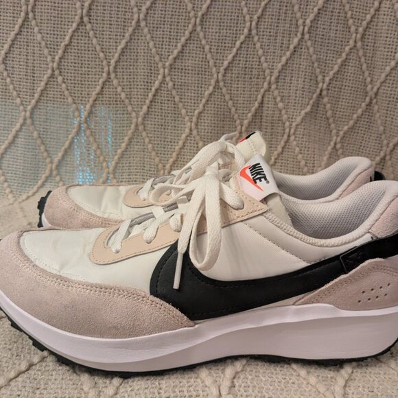 Women's Nike Waffle Debut - Size 10 - Picture 1 of 7